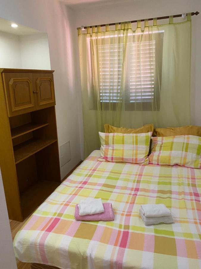 Apartment Ana *