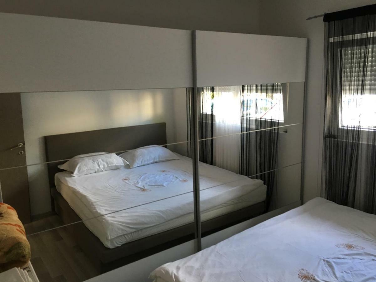 Apartment Ana *