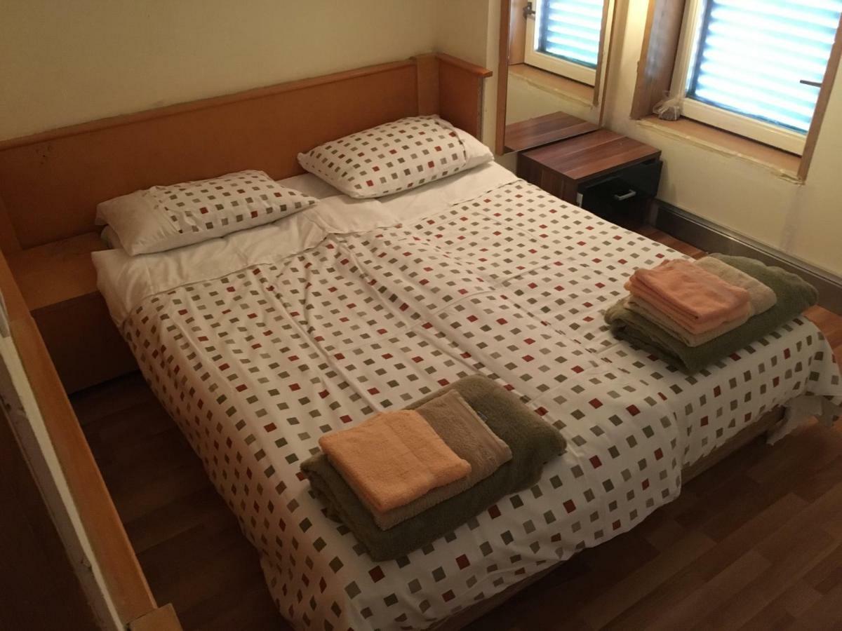 Ana Apartment *
